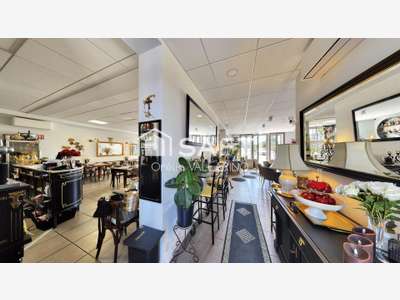 Vente restaurant clé en main Saint-Dizant-du-Gua