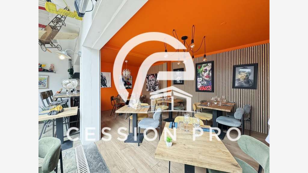 AV bar-restaurant sur port de Saint-Martin de Ré