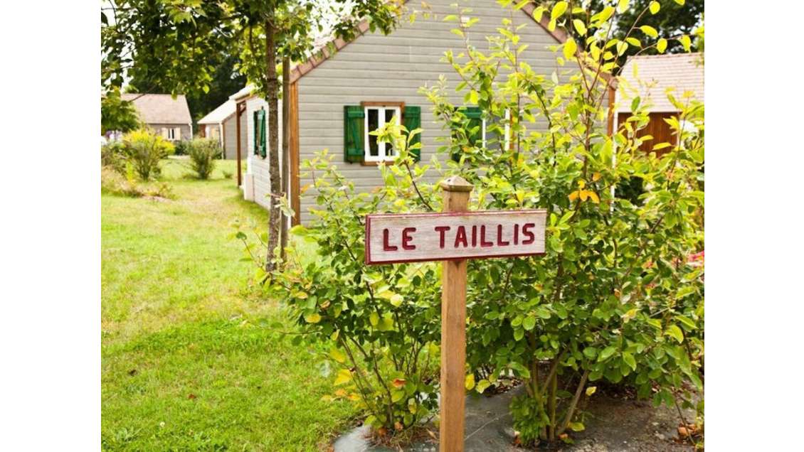 Vente murs et fonds chalets 6 pers dans la Sarthe