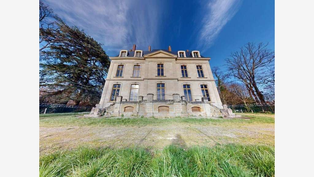 Domaine touristique à vendre Cherreau 