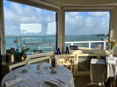 Vente restaurant les pieds dans l'eau à Sarzeau