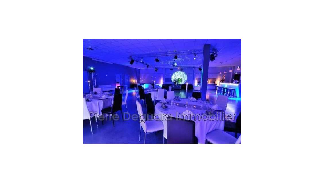 Vente FDC et murs activité événementielle à Sète