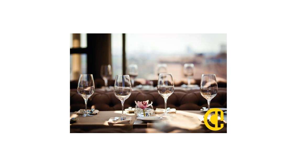 A vendre murs et fonds auberge restaurant à Usson