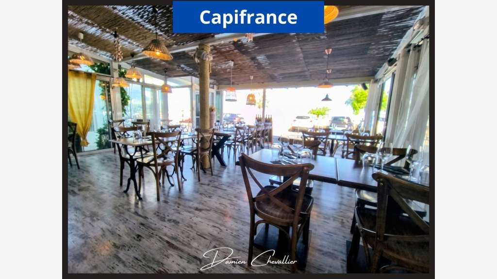 A vendre restaurant cave à vin à Valras Plage (34)