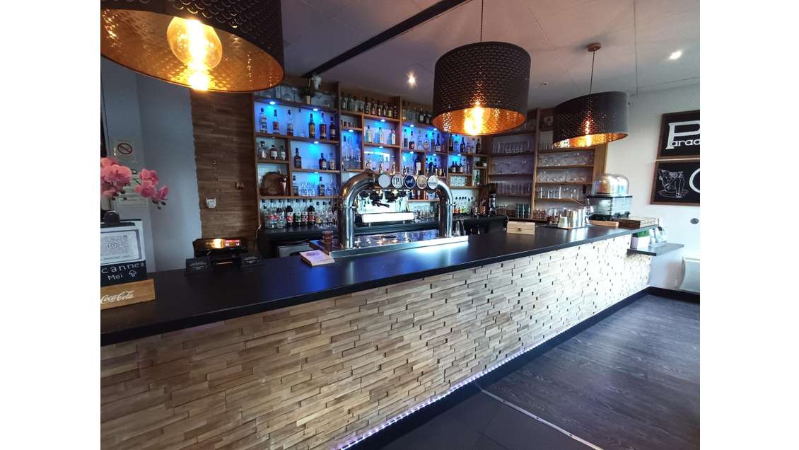 Vente murs et fonds restaurant à Vauréal centre 