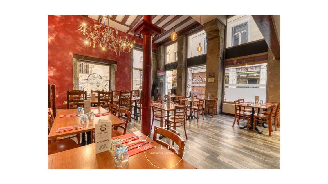 Vente FDC restauration à Vienne centre