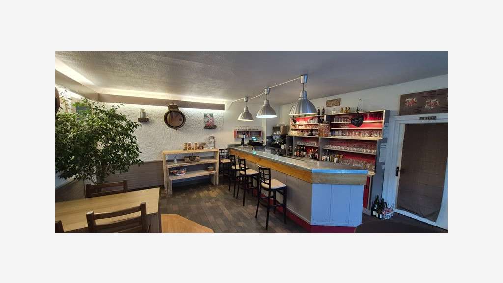 Restaurant sous enseigne à vendre à Volvic (63)