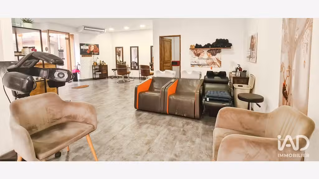 Vente salon de coiffure rénové à Marseillan