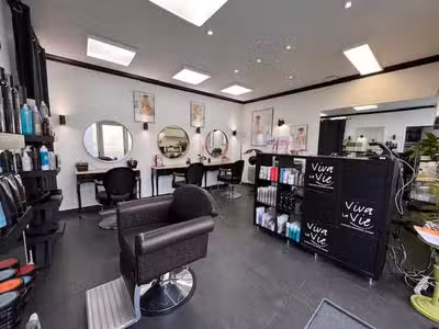 Vente salon de coiffure idéalement situé à Pomerol