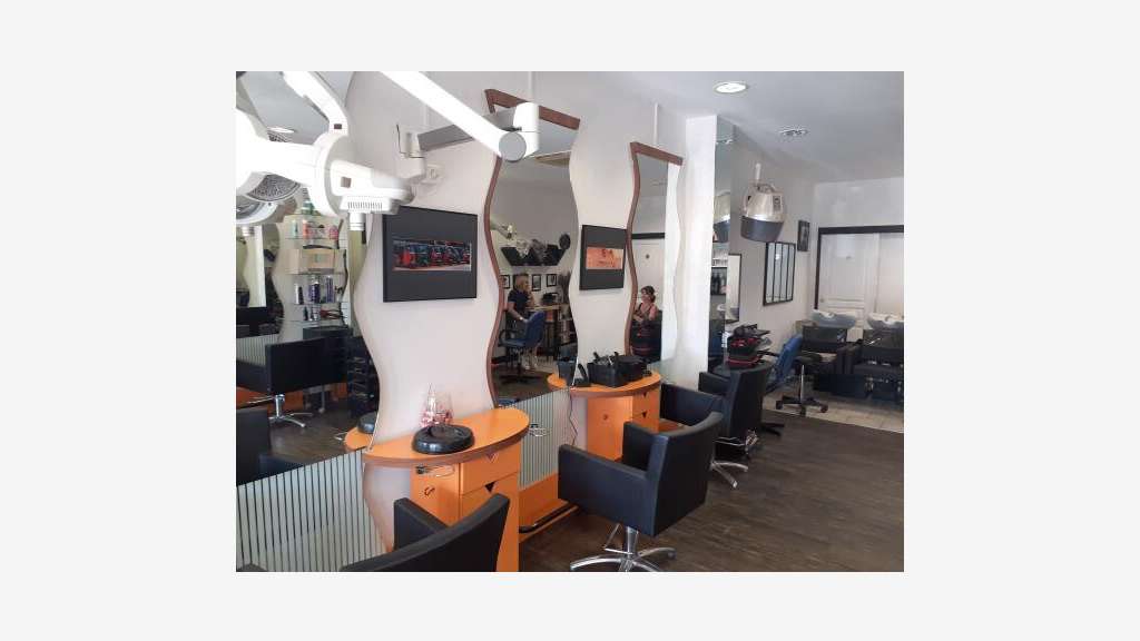 Vente salon de coiffure en zone commerciale Tours