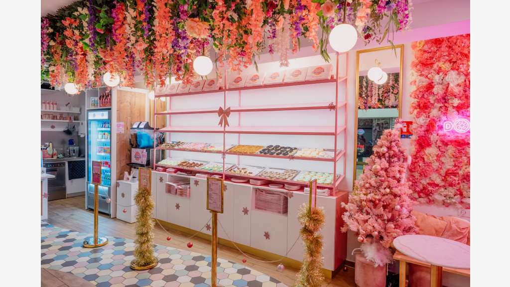 Reprise salon de thé Donuts bien situé C.C Englos