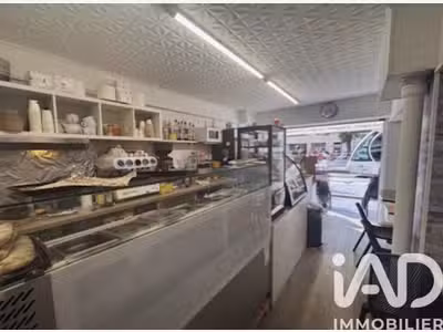 Cède café restauration rapide 30m² à Nice empl N°1