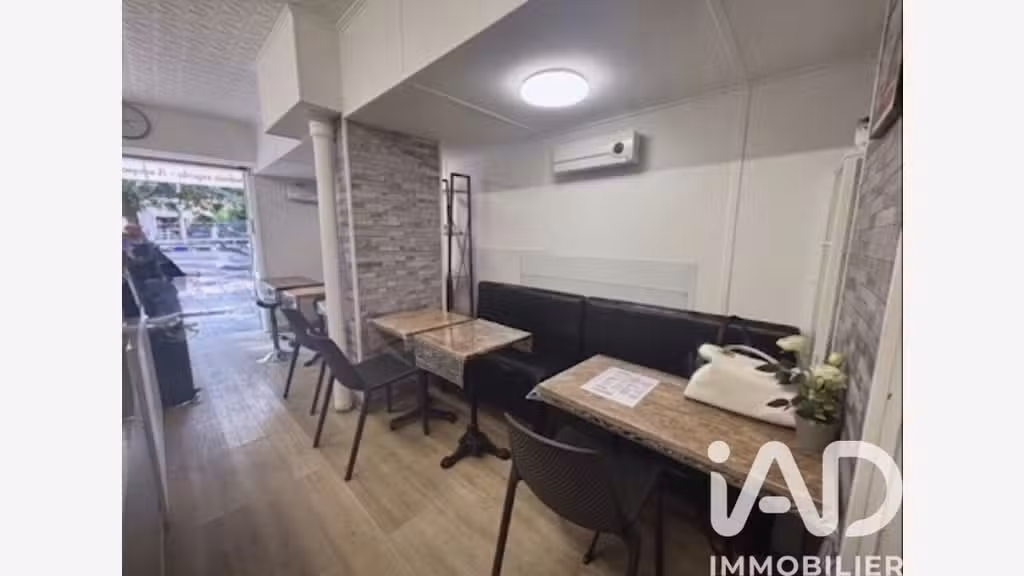 Cède café restauration rapide 30m² à Nice empl N°1