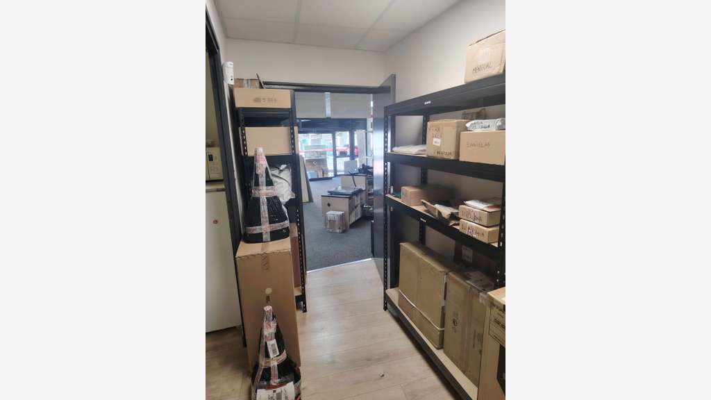 Reprise Centre Logistique & Services BtoB MBE-Agen