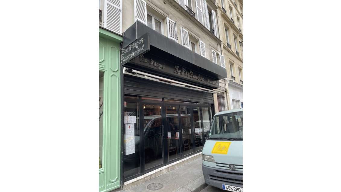 Vente superbe bar licence IV restaurant 75009