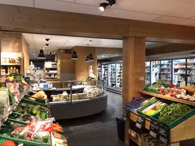 Vente supérette en station de ski à Valcenis