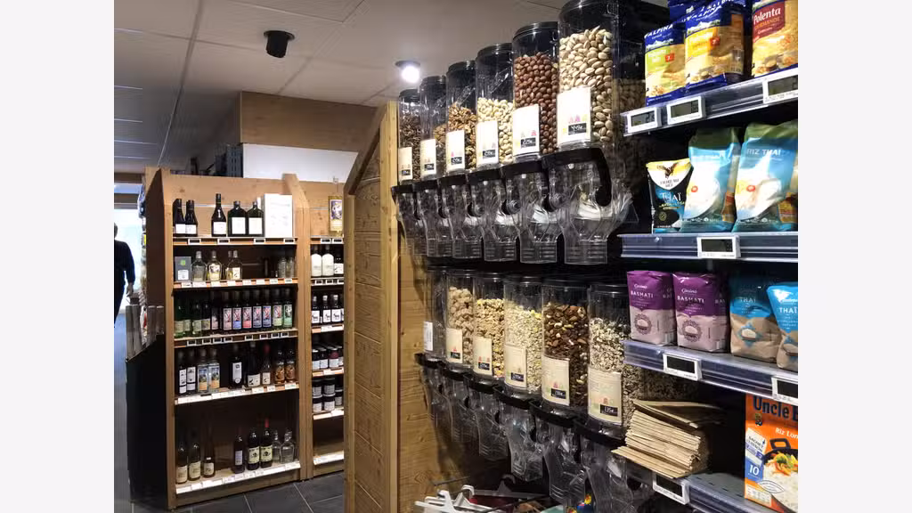 Vente supérette en station de ski à Valcenis
