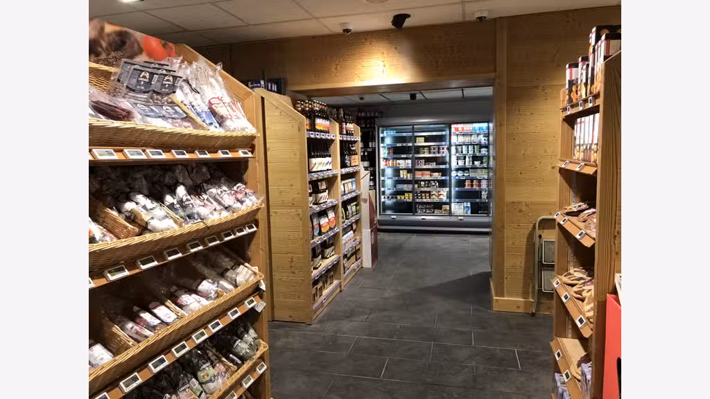Vente supérette en station de ski à Valcenis