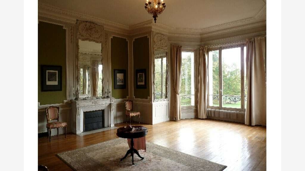 Château activité touristique à vendre en Sarthe