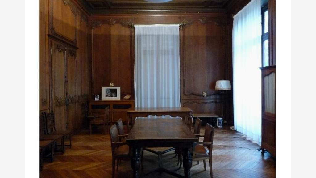Château activité touristique à vendre en Sarthe