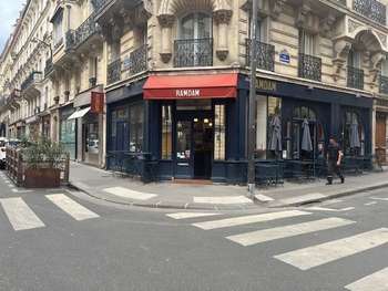 Restaurant Bar licence 4 - Paris 9ème - Rue