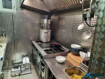 Vente brasserie avec studio Paris 18e petit loyer