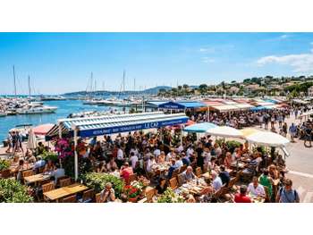 A vendre restaurant rentable avec grande terrasse