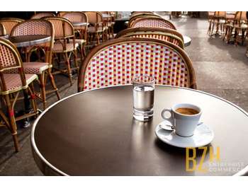 Bar brasserie dans cité de caractère à Vannes