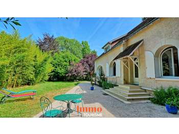 Maison, gîtes, profession libérale au cœur d’