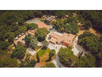 Vente bastide gite sur Besse-Sur-Issole