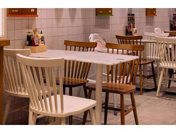 Restauration rapide à vendre dans rue premium
