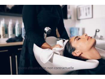 Vente salon de coiffure 104m² à Rumilly empl N°1