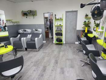 Vente joli salon de coiffure à Sablé sur Sarthe