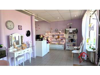 Vente FDC esthétique/ongles à Chaumergy