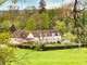 Moulin 1560 gîtes, chambres, piscine, 8 ha rivière