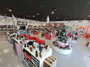AV réseau de magasins de chaussures et E-commerce