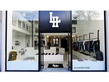 Marque Locale Emblématique - Sportswear Éthique