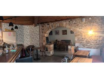 Café restaurant centre bourg dynamique Ouest Lyon