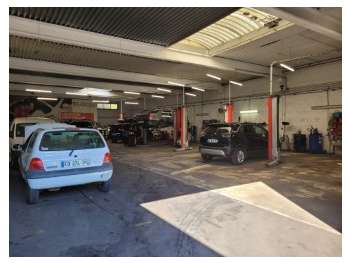 A vendre FDC auto de 565m² à Valbonne empl strat.