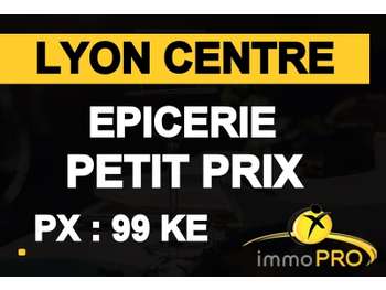 Vente épicerie empl N°1 angle de rues à Lyon
