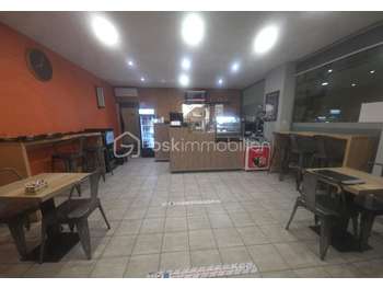 Vente fonds de commerce 130m² avec terrasse à Sens