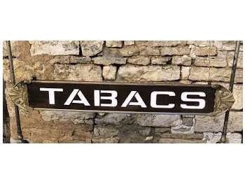 AV tabac presse loto dans village du Vaucluse