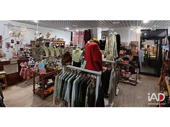 Vente FDC prêt-à-porter féminin à Vedène