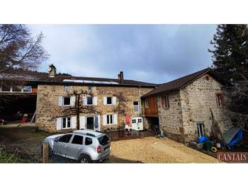 Vente gîte sur axe Clermont Ferrand Valence