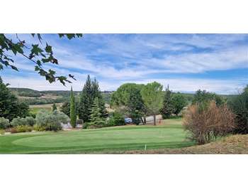Vente Golf avec mas en pleine nature en Provence