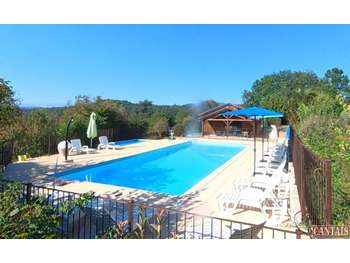 Vente ensemble de 5 gîtes sur axe Tulle Bergerac