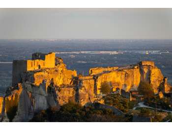 A vendre hôtel-restaurant dans les Alpilles (13)