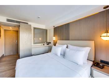 Bel hôtel bureau à vendre en Nouvelle Aquitaine