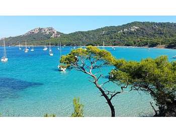Vente murs & fonds 2 hôtels *** Côte Varoise