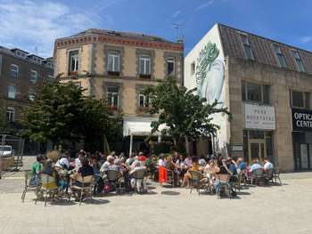 Bar Restaurant pignon sur rue